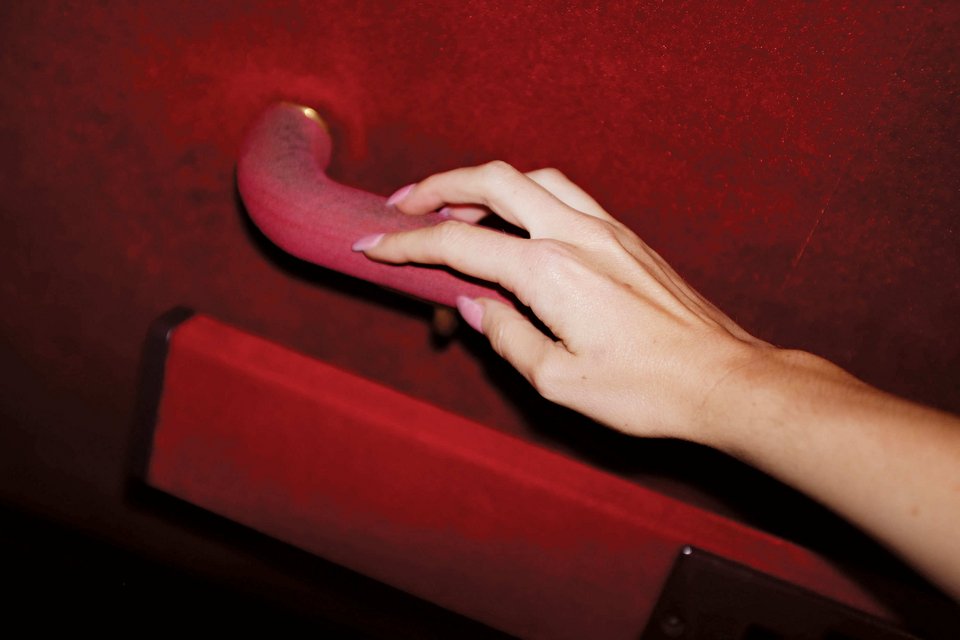 Tι πραγματικά βρίσκεται πίσω από τη λάμψη των μοντέλων στα Fashion Weeks -Ακολουθώντας τη Λουίζ [εικόνες] | iefimerida.gr 7