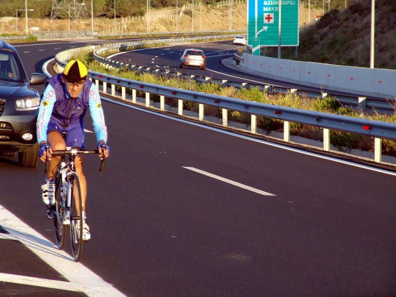 Ο Τρικαλινός που θα κάνει με το ποδήλατό του 8.000 χλμ. [εικόνες] | iefimerida.gr 1