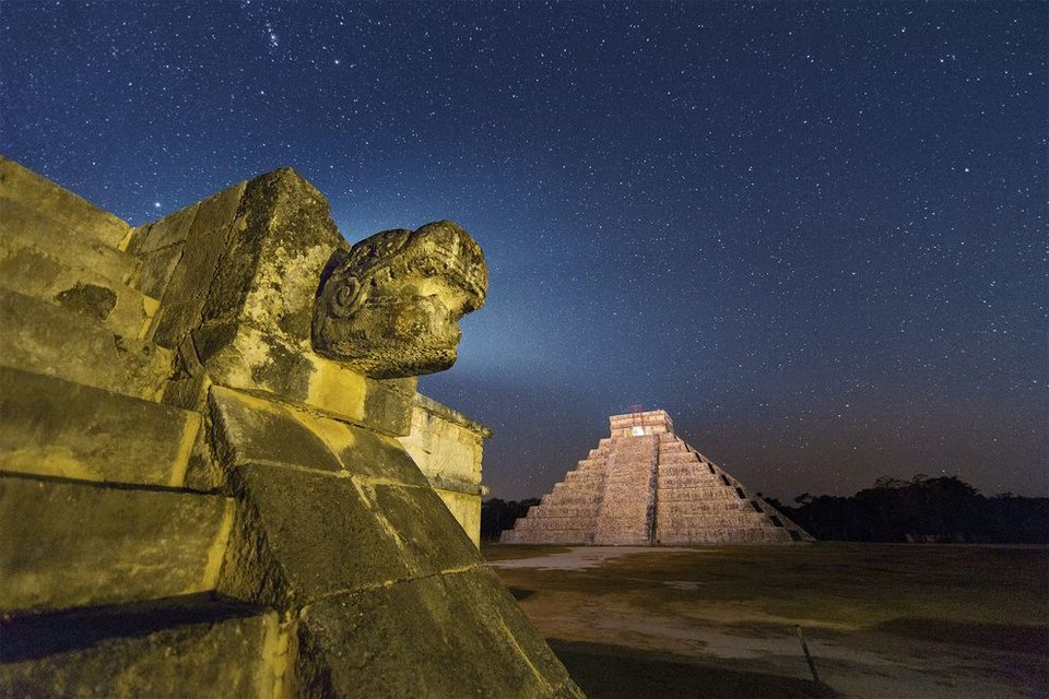 Θερινό ηλιοστάσιο στο Στόουνετζ: Πώς υποδέχθηκε ο κόσμος το καλοκαίρι [εικόνες] | iefimerida.gr 3