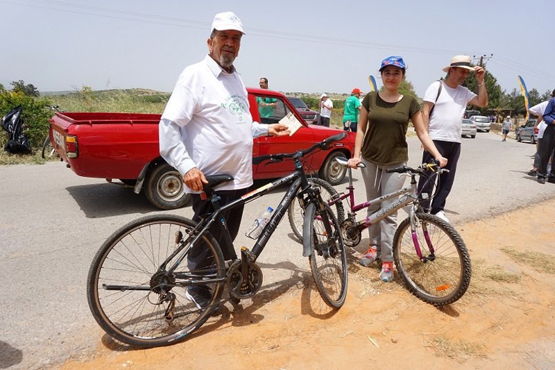 Ο 82χρονος Κρητικός που έχει... δίπλωμα οδήγησης ποδηλάτου -Vintage ιστορία [εικόνες] | iefimerida.gr 2