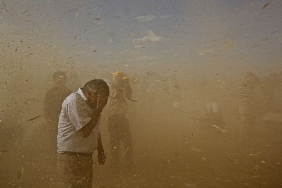 Αναζητώντας τη Γη της Επαγγελίας: Σύριοι πρόσφυγες στο δρόμο για την Τουρκία [εικόνες] | iefimerida.gr 0