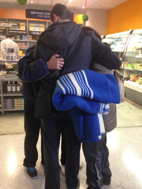 Συγκινητικές στιγμές στο Ελ. Βενιζέλος -Εφθασαν 107 διασωθέντες του Norman Atlantic [εικόνες & βίντεο] | iefimerida.gr 4