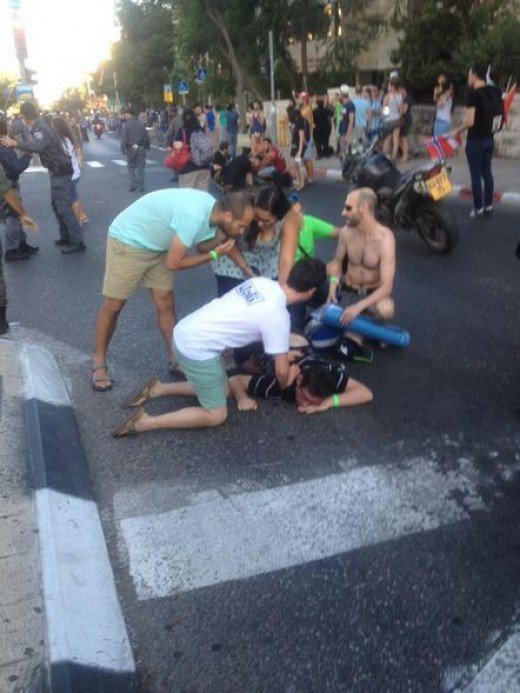 Ιερουσαλήμ: Εβραίος μαχαίρωσε 6 άτομα σε Gay Pride [εικόνες] | iefimerida.gr 8