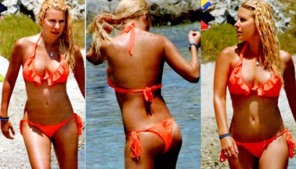 Η Μενεγάκη με μπικίνι-Αρετουσάριστη και καλύτερη από ποτέ [εικόνες] | iefimerida.gr 4