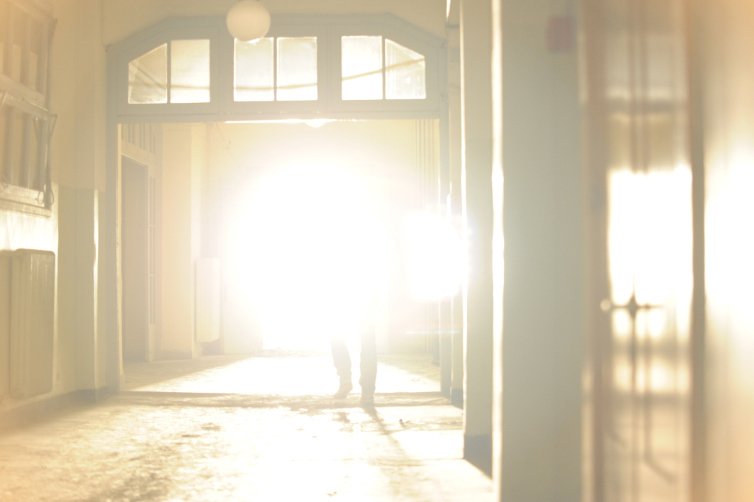 Ενα βουνό από μαύρες πέτρες-Χορός, μουσική και εικαστικά, όλα μαζί -Με ελεύθερη είσοδο [εικόνες] | iefimerida.gr 4