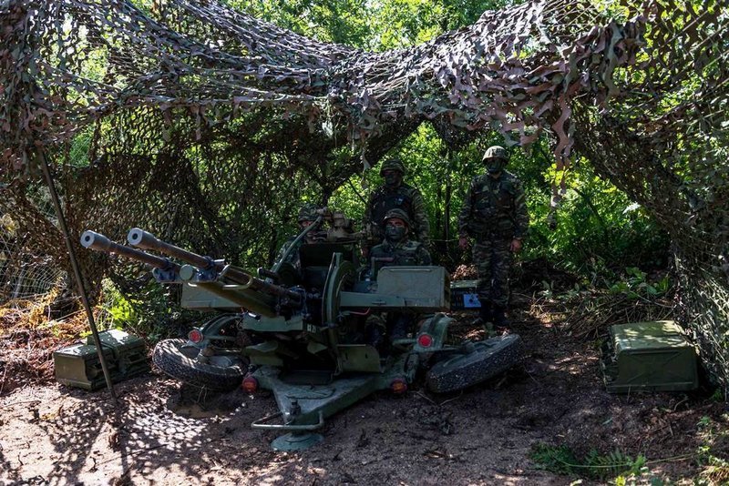 Ο Α/ΓΕΣ παρακολούθησε την εντυπωσιακή άσκηση Πίνδος -Μάχιμοι, έφεδροι και εθνοφύλακες μαζί [εικόνες] | iefimerida.gr 1