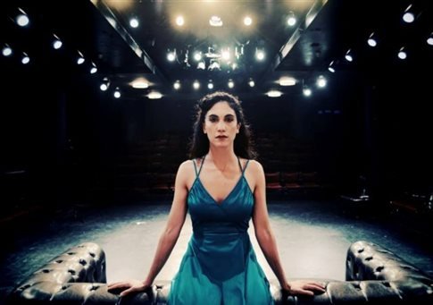 Οι 4 υποψήφιες για το θεατρικό βραβείο «Μελίνα Μερκούρη» -Ανάμεσά τους και η καλλονή κόρη της Λίλας Καφαντάρη [εικόνες] | iefimerida.gr 3