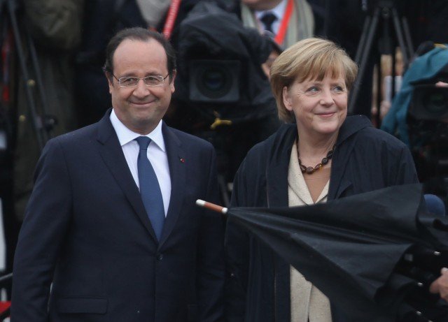 Κρουαζιέρα, δείπνο και καντάδες -Το ρομαντικό ραντεβού της Μέρκελ με τον Ολάντ [εικόνες] | iefimerida.gr 0