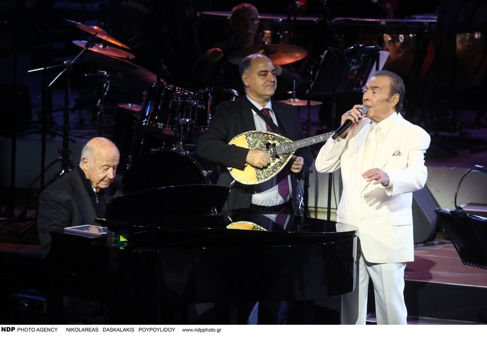 Νέο λουκ για τη Νατάσα Παζαΐτη-Καραμανλή -Με πορτοκαλί μαλλί [εικόνες] | iefimerida.gr 0