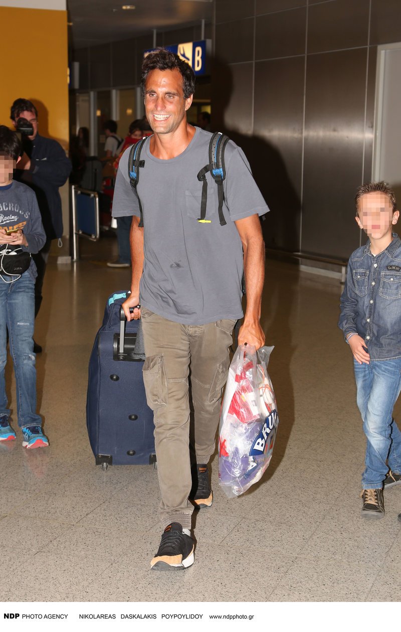 Survivor 2: Στην Ελλάδα ο Δρυμωνάκος -Πως πέρασε το πρώτο 24ωρο [εικόνες] | iefimerida.gr 4