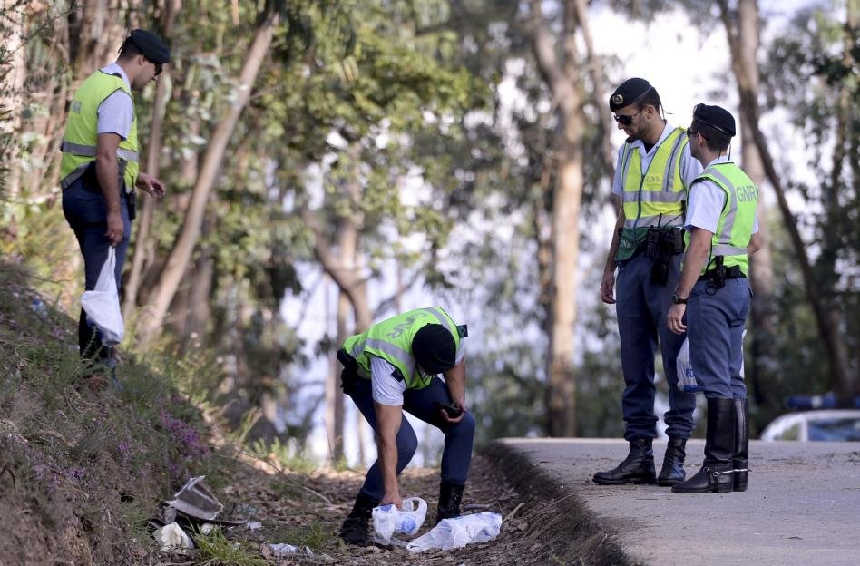 Τραγωδία στην Πορτογαλία: Αγωνιστικό αυτοκίνητο έπεσε πάνω σε θεατές -Νεκρά δύο παιδιά και μια γυναίκα [εικόνες] | iefimerida.gr 1