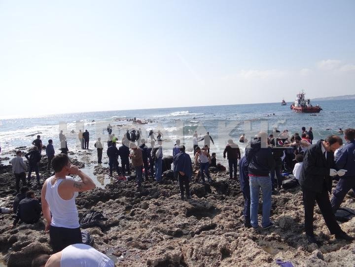 Τραγωδία με μετανάστες στη Ρόδο - Ναυάγιο με τουλάχιστον 3 νεκρούς [εικόνες & βίντεο] | iefimerida.gr 4
