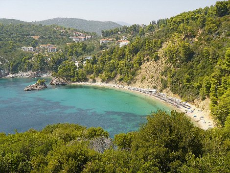 Ισπανικό ταξιδιωτικό site υποκλίνεται στις ελληνικές θάλασσες: Οι 10 γωνιές που μοιάζουν με φυσική πισίνα [εικόνες] | iefimerida.gr 18