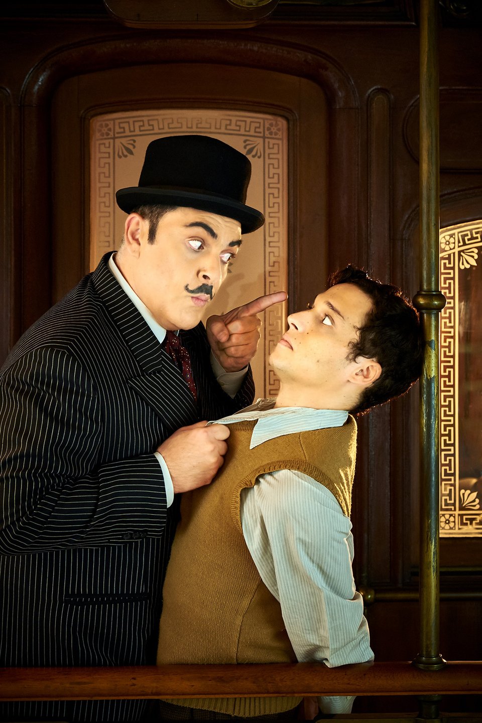 O Αντώνης Λουδάρος είναι ο Ελληνας Πουαρό [εικόνες]  | iefimerida.gr 1