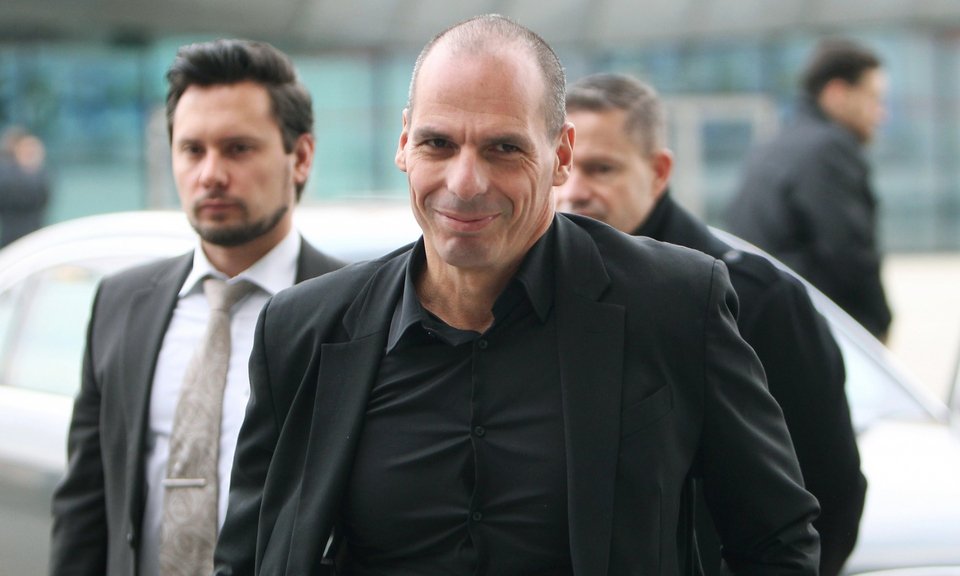 Βαρουφάκης: Ο Ντράγκι δεν είναι έτοιμος να υπερβεί τους κανονισμούς και τη διαδικασία της ΕΚΤ [βίντεο] | iefimerida.gr 3