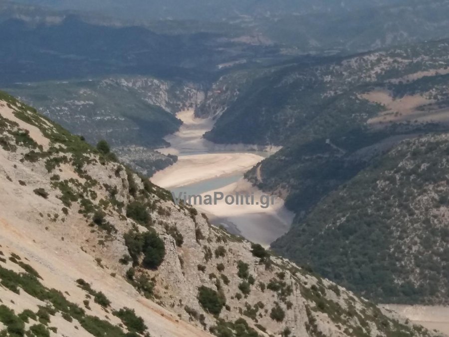 Σπάνιο φαινόμενο: Στέρεψε ο Αχελώος [εικόνα] | iefimerida.gr 0