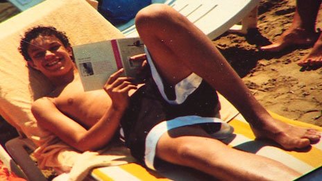 Πώς συνηθισμένοι νέοι Ευρωπαίοι μετατρέπονται σε αντάρτες στη Συρία [εικόνες] | iefimerida.gr 0