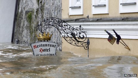 Επτά νεκροί από τις πλημμύρες σε Γερμανία, Τσεχία, Αυστρία [εικόνες, βίντεο] | iefimerida.gr 0