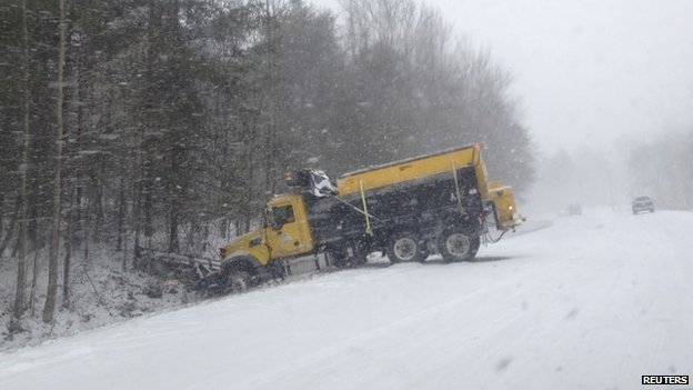 Ισχυρή χιονοθύελλα πλήττει τις ΗΠΑ: Κατευθύνεται προς την Ουάσινγκτον [εικόνες] | iefimerida.gr 3