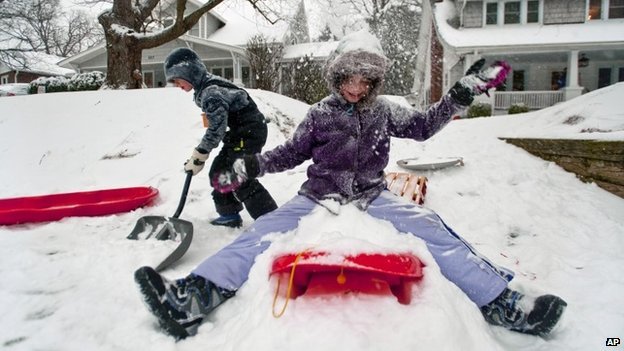 Ισχυρή χιονοθύελλα πλήττει τις ΗΠΑ: Κατευθύνεται προς την Ουάσινγκτον [εικόνες] | iefimerida.gr 5