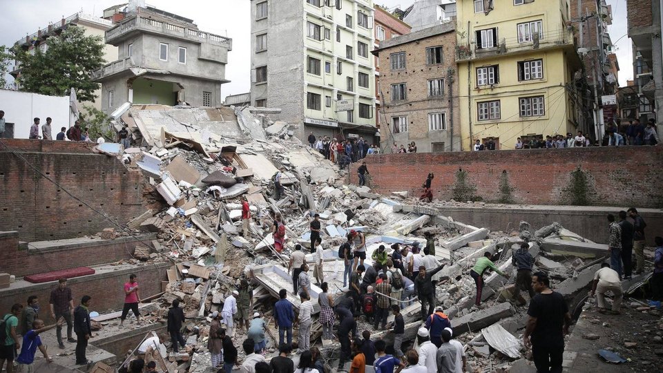 Τρομακτικός σεισμός 7,9 Ρίχτερ στο Νεπάλ -Φόβοι για πάνω από 1.000 νεκρούς, χιονοστιβάδα-φονιάς στο Εβερεστ [εικόνες] | iefimerida.gr 0