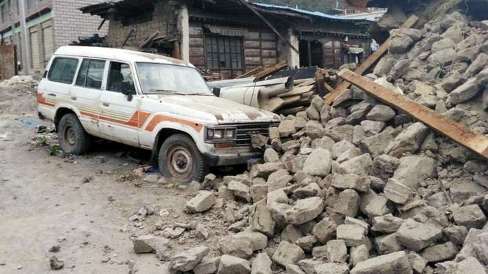 Τρομακτικός σεισμός 7,9 Ρίχτερ στο Νεπάλ -Φόβοι για πάνω από 1.000 νεκρούς, χιονοστιβάδα-φονιάς στο Εβερεστ [εικόνες] | iefimerida.gr 3