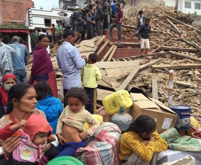 Τρομακτικός σεισμός 7,9 Ρίχτερ στο Νεπάλ -Φόβοι για πάνω από 1.000 νεκρούς, χιονοστιβάδα-φονιάς στο Εβερεστ [εικόνες] | iefimerida.gr 6