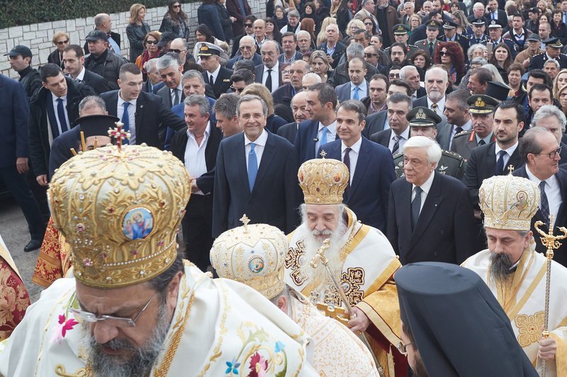 Πολίτης στον Μητσοτάκη -«Οι Συριζαίοι περπατάνε κρυμμένοι στο πλήθος» [εικόνες] | iefimerida.gr 0