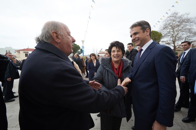 Πολίτης στον Μητσοτάκη -«Οι Συριζαίοι περπατάνε κρυμμένοι στο πλήθος» [εικόνες] | iefimerida.gr 1