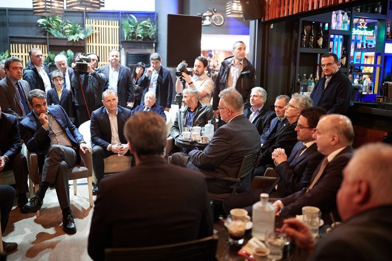 Μητσοτάκης: Να λήξει το συντομότερο η υπόθεση με τους Ελληνες αξιωματικούς [εικόνες] | iefimerida.gr 2