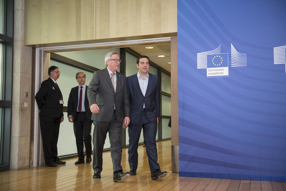 Οι κάλτσες Τσακαλώτου που κατέπληξαν τις Βρυξέλλες [εικόνες] | iefimerida.gr 5