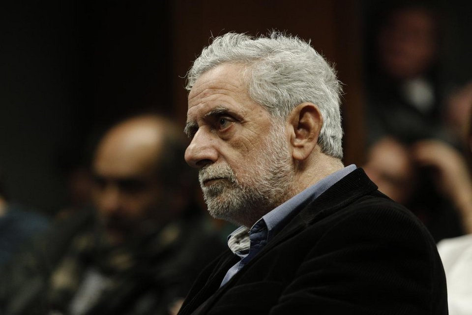 Μηνύματα από τους «53» -Λάμπρου: Παραμένουμε ιδεολογικό ρεύμα στον ΣΥΡΙΖΑ, δεν θα επικρατήσει σιωπή νεκροταφείου [εικόνες] | iefimerida.gr 3