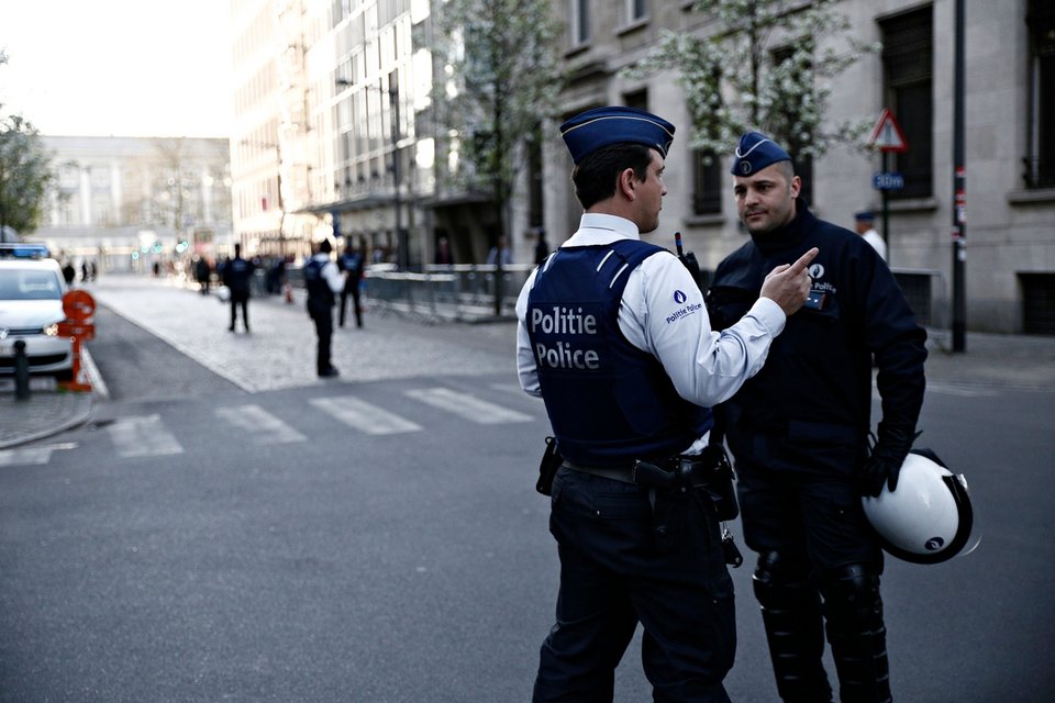 Οπαδοί του Ερντογάν μαχαίρωσαν τρεις Κούρδους στις Βρυξέλλες [εικόνες & βίντεο] | iefimerida.gr 3