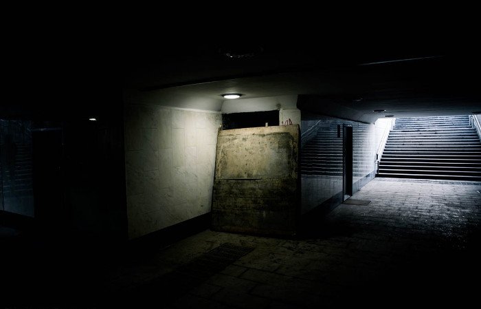 Η παρακμή του κέντρου εμπορίου της Μόσχας: Αδειοι ουρανοξύστες, χαλάσματα και λάσπες στη θέση της χλιδής [εικόνες] | iefimerida.gr 13