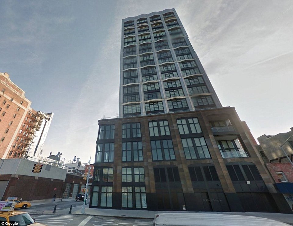 Το παλάτι του Ουρανού- Το πολυτελές διαμέρισμα με ασανσέρ για το αμάξι και... γκαράζ δίπλα στο σαλόνι [εικόνες]  | iefimerida.gr 9