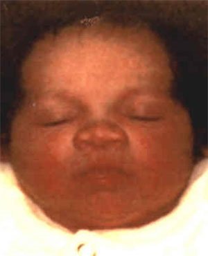 Μητέρα βρήκε την κόρη της μετά από 17 χρόνια - Την είχαν απαγάγει ενώ κοιμόταν στην αγκαλιά της στο μαιευτήριο [εικόνες]  | iefimerida.gr 0