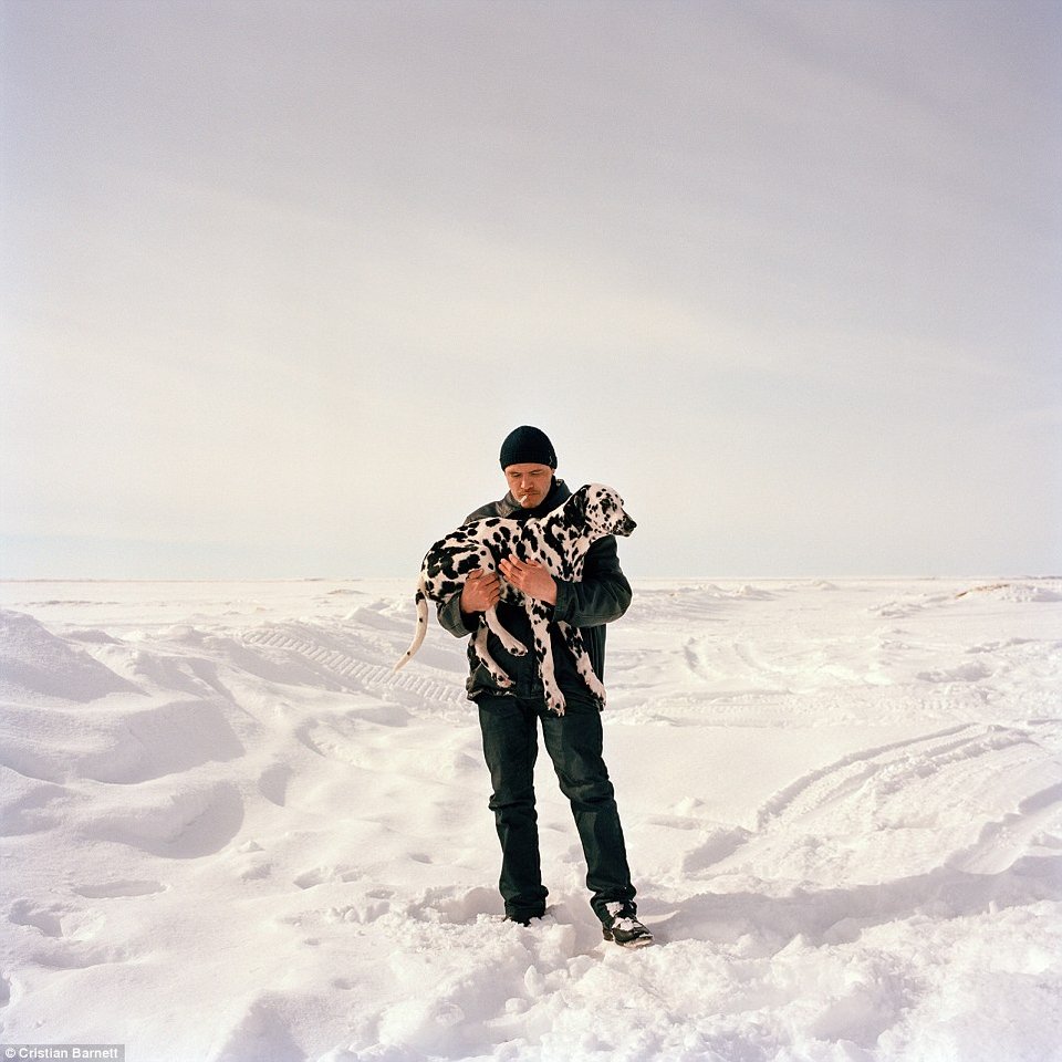 Στην άκρη της γης - Το ταξίδι ενός φωτογράφου στον Αρκτικό Κύκλο [εικόνες]  | iefimerida.gr 6