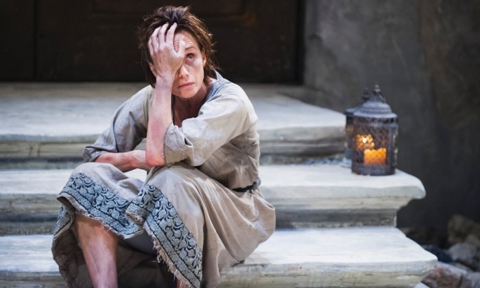 Η Ηλέκτρα του Σοφοκλή, κατακτά το Λονδίνο με πρωταγωνίστρια την Κριστίν Σκοτ Τόμας -Για θρίαμβο μιλούν οι κριτικοί [εικόνες] | iefimerida.gr 3