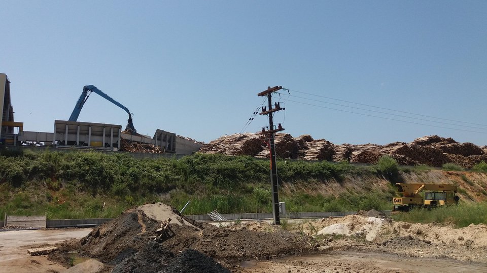 Εκπληκτικό: Στο Νευροκόπι παράγουν ρεύμα με φλούδες ξύλου [εικόνες]  | iefimerida.gr 2