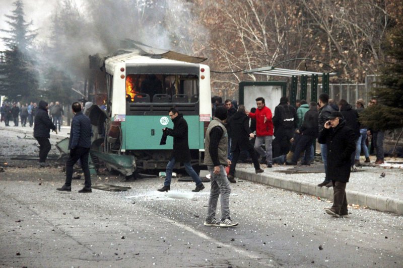 Τουρκία: Εκρηξη σε όχημα έξω από Πανεπιστήμιο -13 νεκροί | iefimerida.gr 3