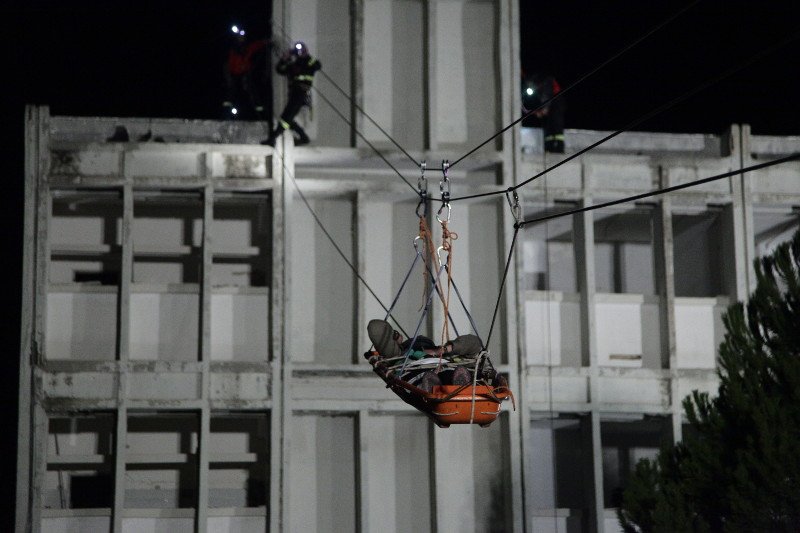 Ασκηση της Πυροσβεστικής στην Πάρνηθα για σεισμό: 5,9 Ρίχτερ, φωτιά, καταρρεύσεις κτιρίων και απεγκλωβισμός ατόμων [εικόνες&βίντεο] | iefimerida.gr 0