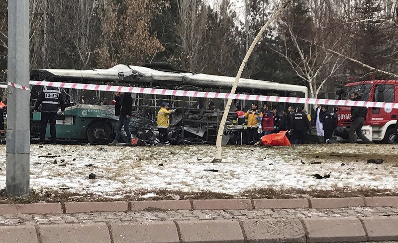 Τουρκία: Εκρηξη σε όχημα έξω από Πανεπιστήμιο -13 νεκροί | iefimerida.gr 5