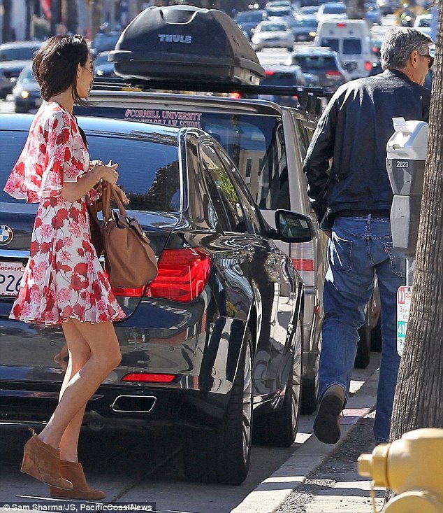 Η Αμάλ Αλαμουντίν αγουροξυπνημένη με φόρεμα 2.300 ευρώ τρελαίνει το Λος Αντζελες [εικόνες] | iefimerida.gr 2