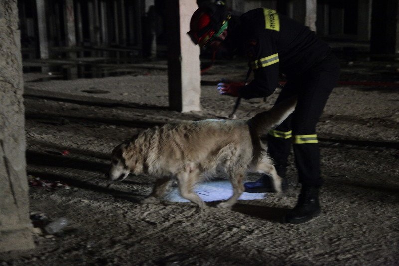 Ασκηση της Πυροσβεστικής στην Πάρνηθα για σεισμό: 5,9 Ρίχτερ, φωτιά, καταρρεύσεις κτιρίων και απεγκλωβισμός ατόμων [εικόνες&βίντεο] | iefimerida.gr 3