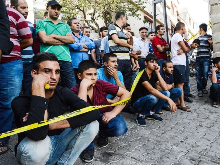 Σοκ: Παιδί 12-14 ετών ήταν ο βομβιστής αυτοκτονίας στον αιματοβαμμένο γάμο στην Τουρκία [εικόνες & βίντεο] | iefimerida.gr 2