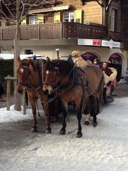 Η Μαριέττα Χρουσαλά άλλαξε το χρόνο σε ιγκλού [εικόνα]  | iefimerida.gr 1