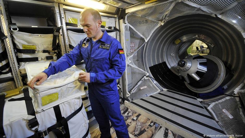 Η συνάντηση της Ανγκελα Μέρκελ με αστροναύτες [εικόνες] | iefimerida.gr 1