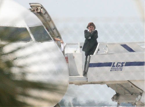 Η στιγμή που ο αεροπειρατής πετά έξω από το αεροπλάνο την 4σέλιδη ερωτική επιστολή [εικόνες] | iefimerida.gr 0