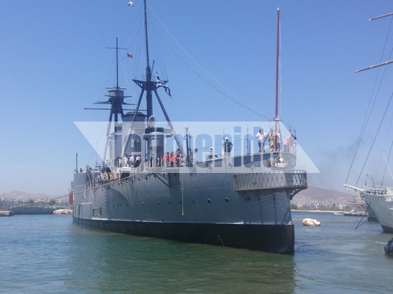 Το θωρηκτό «Αβέρωφ» επέστρεψε στον Φλοίσβο [εικόνες & βίντεο] | iefimerida.gr 7