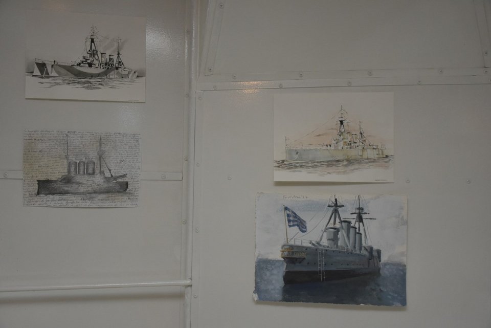 Φοιτητές της Καλών Τεχνών του ΑΠΘ εκθέτουν μέσα στο θρυλικό θωρηκτό Αβέρωφ [εικόνες]  | iefimerida.gr 4